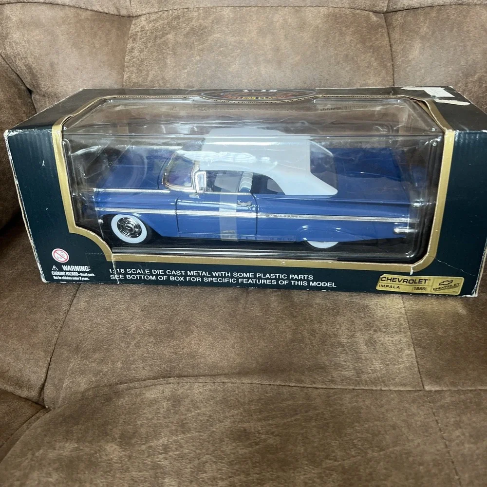 Timeless Classics Chevrolet 1959 Blue Impala 1:18 450437 Model New In Box